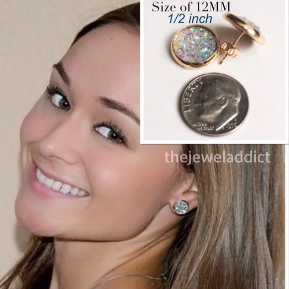 3 for 15🎀chunky grey Druzy style gold earrings - Picture 8 of 9